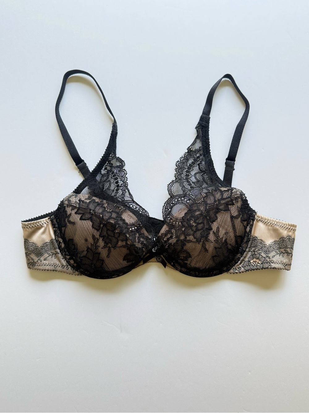 Chantelle Lace Push-Up Bra - Black with Nude Lining